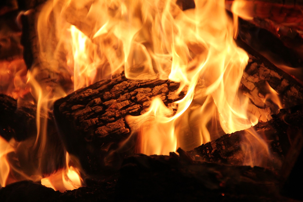 Expert Fireplace Cleaning in Poway, CA Professional Fireplace Cleaning Services In Poway California